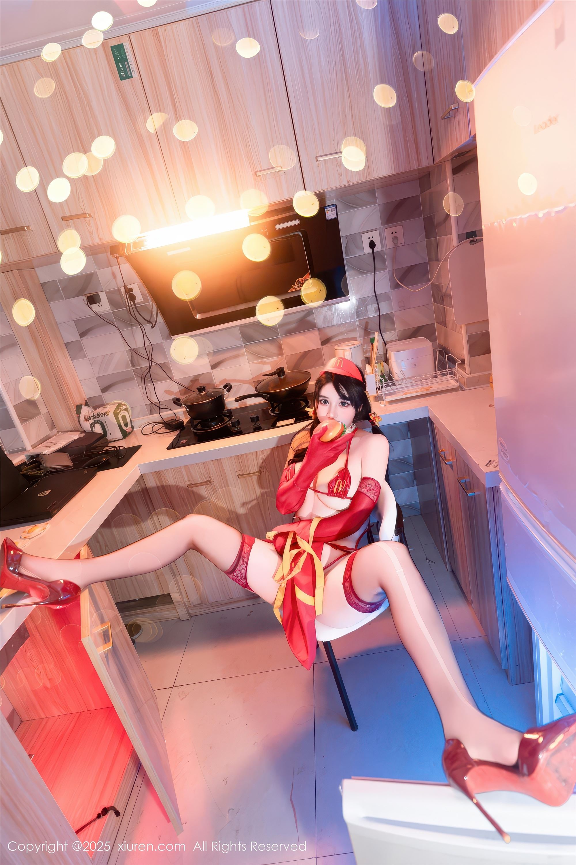 Xiuren秀人网 2025.12.25 NO.11154 汐汐爱吃草莓